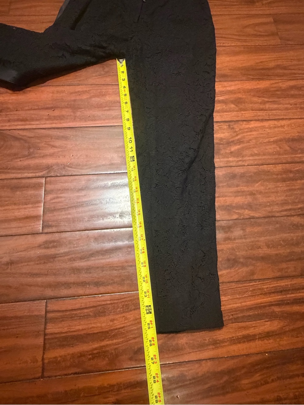 Dolce & Gabbana Black Lace Cropped Trousers - Picture 4 of 14